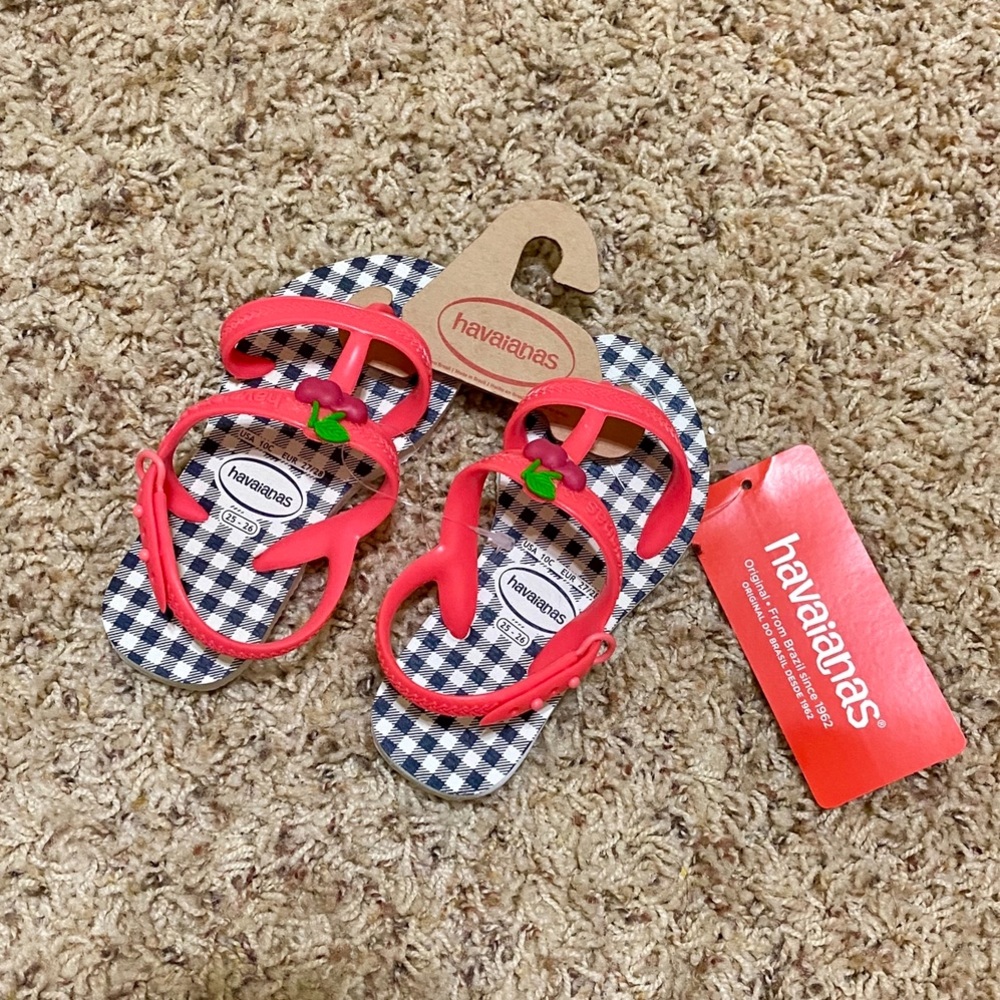 Havaianas Flip Flops - Picture 7 of 7